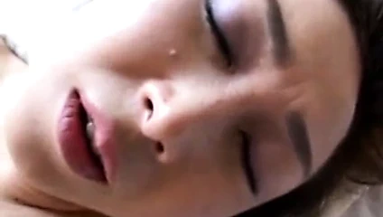 Sultry Japon milf tadı bazı sert vurma seks