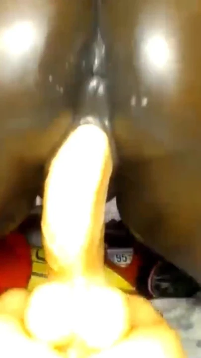 Götümü zıplatıyorum canavar dildo çığlık atarak inliyor orgazm