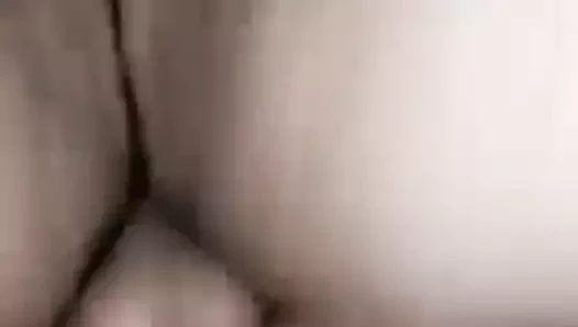 Azgın evli kadın dölleniyor