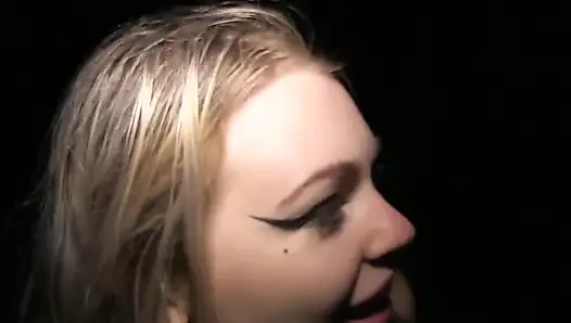 Ormanda Halka açık Bukkake Fahişesi