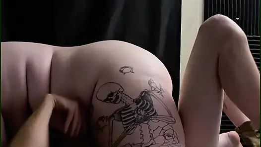 Fışkırtmalı kalın anne dolduruluyor