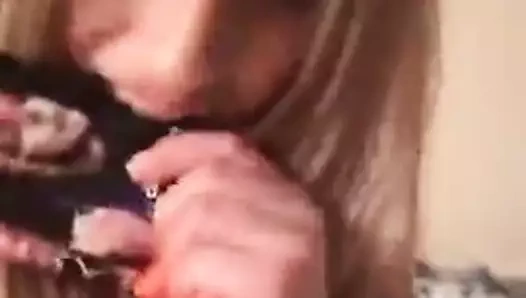 Vip sitelerde parali Bira icip soyunuyor