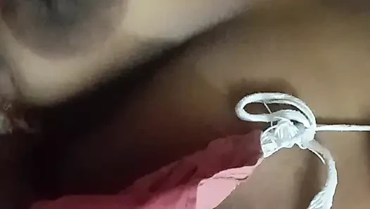 Üvey annem ile eğleniyordum, zevkle kadınına bakıyordum.