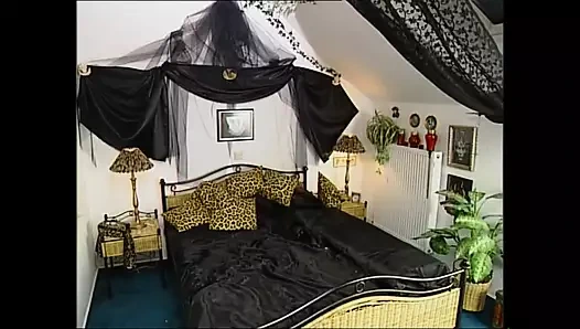 Büyük yaraklı Almanya'dan! Cilt 2 - bölüm 2