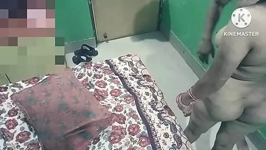 Annenin oğlu - azgın orta yaşlı seksi kadın Penny Berber üvey oğluyla sikişirken üvey yeğeni Chloe Surreal tarafından yakalanıyor