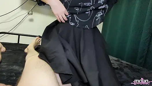 Öğrenci Gününde Büyük Götlü Bir Kaltağı Siktim. Edepsizce Konuşma