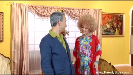 Üç şirketin şirketi xxx parodi değil