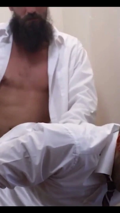 Sakal Bıyıklı Gay Mormon Ayı, Hetero Mormon Adamla Sert Seks Yapıyor | Bölüm 3