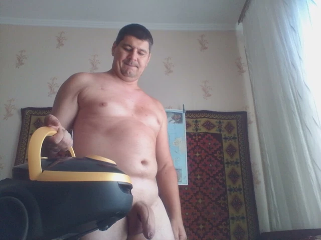 Vaccum mastürbasyonu. Vaccum temizleyici ile güçlü mastürbasyon. IgorDickCum vakum kullanıyor. İyi fikir.
