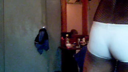 Adamımla kameraya bekliyorum