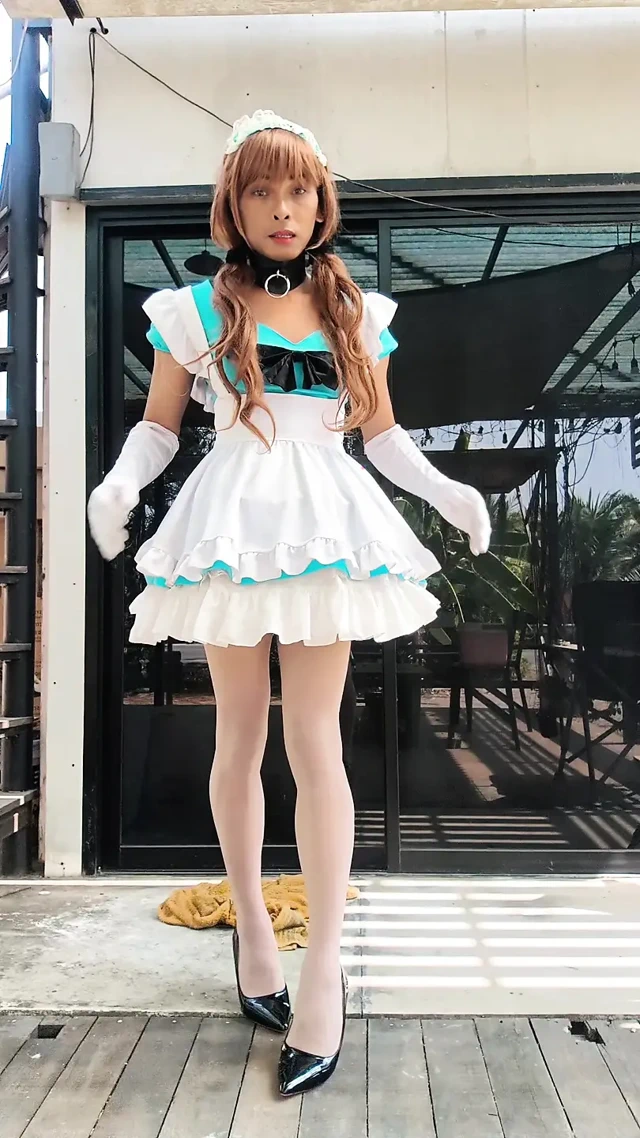 En küçümser ev hanımı.