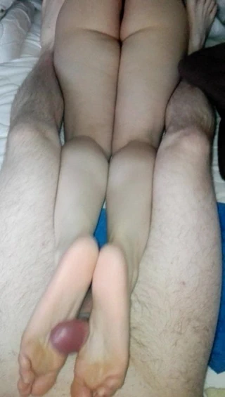 piekne stopki wytrysk