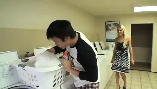 Japon sikiş Amerika bölüm 04