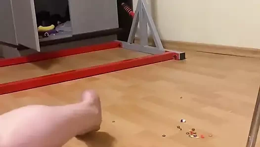 Kıskaçlar, gırtlağına kadar alma, tükürüğü yerden döle yalama