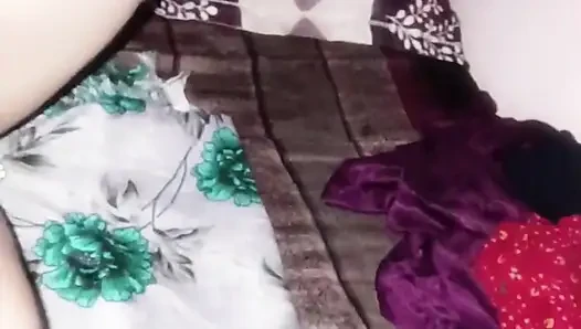 Husband tore his wife's pussy by fucking her with his thick penis