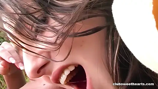 Lastik teknede lezbiyen eylemi (yeniden düzenlendi)