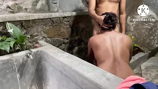 Çift banyo gösterisi bölüm 1