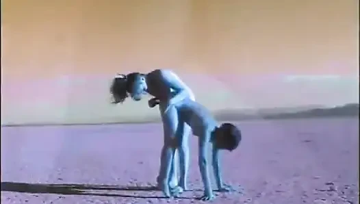 Negatif seks ve lezbiyen orta yaşlı seksi kadınlar