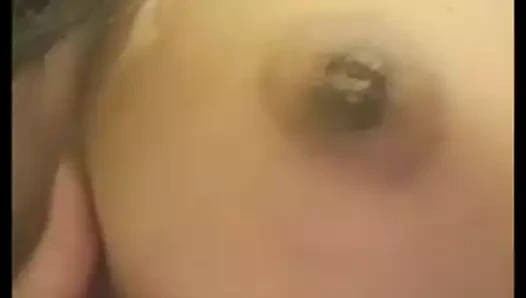 bana gösterilen göğüsler