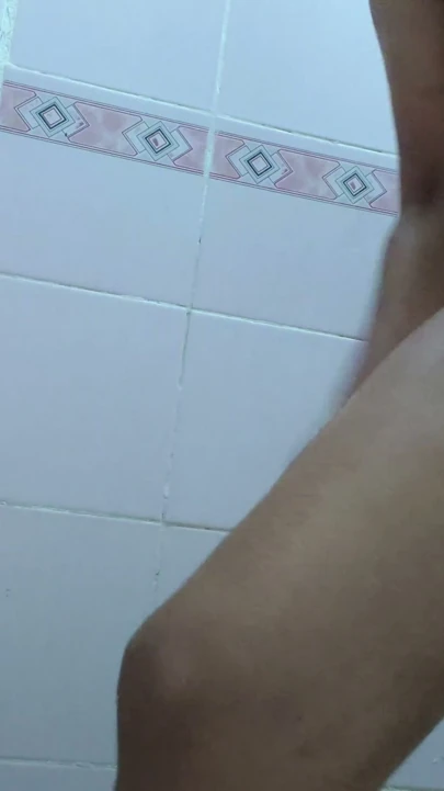 BANYODA SICAK GÖĞÜS MASAJIM | Bölüm 1