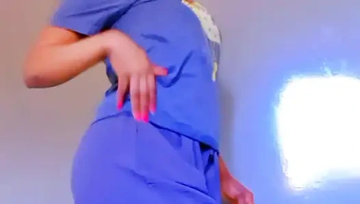 Benimle giyin, seni boşaltıyorum