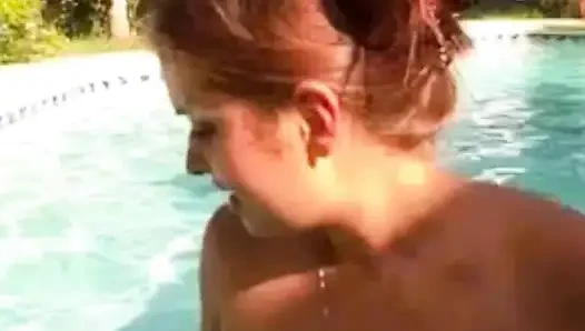 Brandon'ın ıslak havuz macerası
