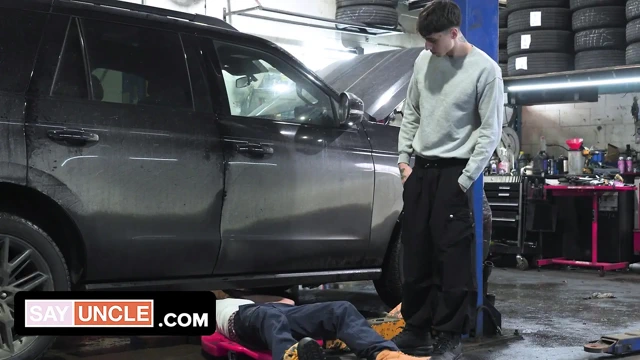 Internet papi angel elias'a tam hizmet tedavisi veriyor