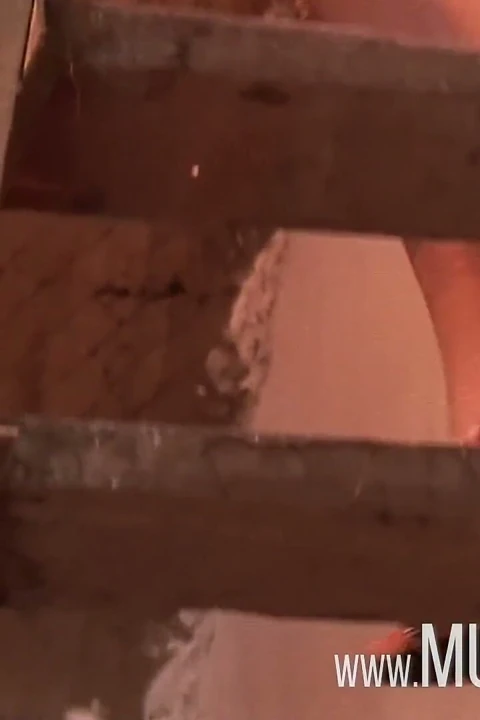 Seksi hatun için üçlü anal sikiş