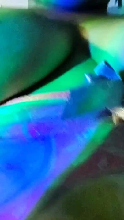 "50 yaşındaki üvey annemi hamile bırakmak istiyorum" den büyüleyici an