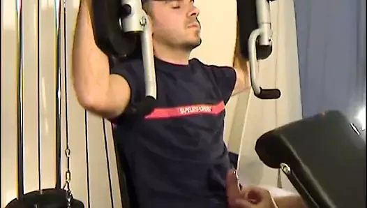 gelecek dilf 40
