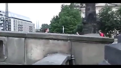 sie lutscht,ich spende