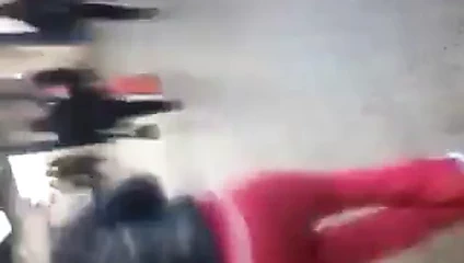 Lanet olsun şişman bir kıçı var