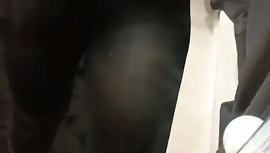 Külot ve çoraplı fantezi gösterisi