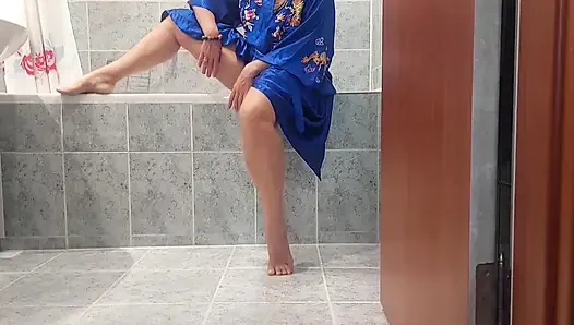 Selena'nın yarı çıplak akşam seks zevki