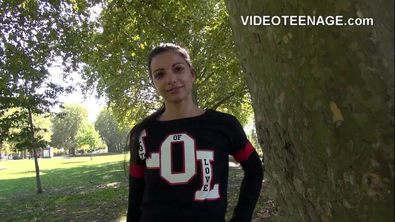 Utangaç genç kızın ilk anal porno oyuncu seçmeleri