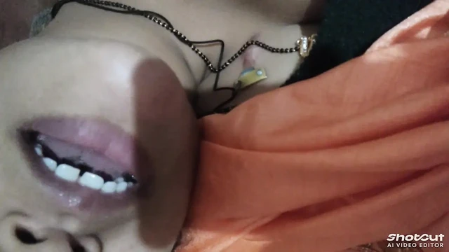 Bhabhi chudi boyfriend se or chatai chut