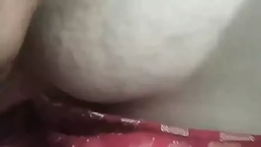 Desi eş büyük memeler press tarafından ona koca