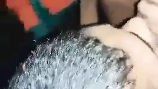 Sri lankan oğlan emmek elder adam büyük horoz