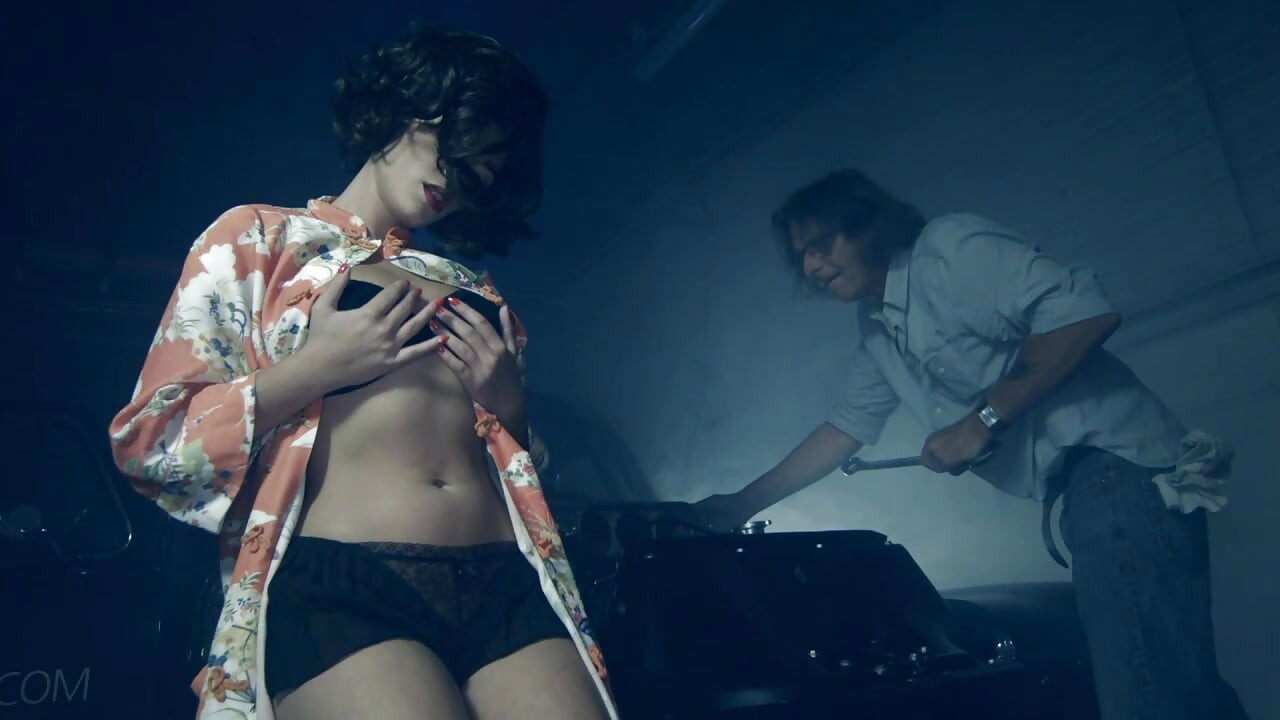 Kırık beyinler (tam film)