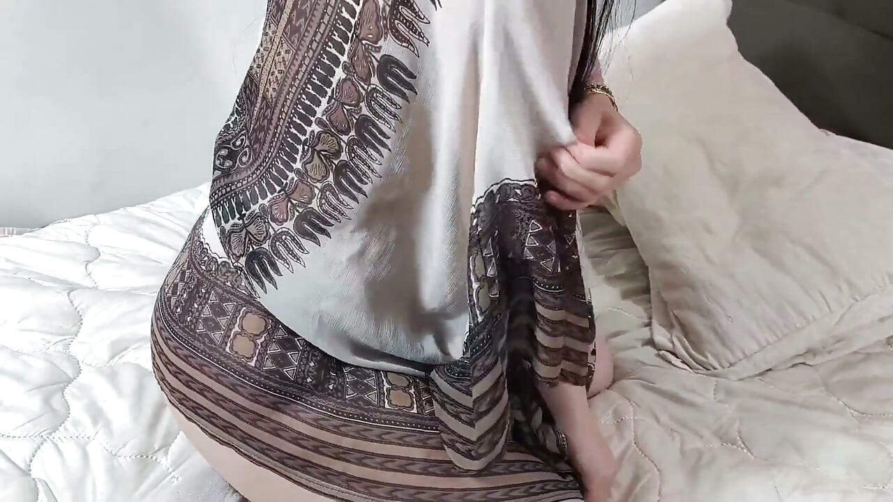 Gırtlağa Kadar ağzımı Sikiyor Büyük Arap Pembe Amcık Büyük Yarağa Biniyor