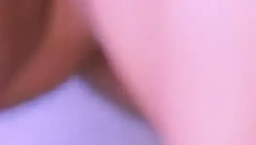 Açgözlü en iyi arkadaş en iyi arkadaşının erkek arkadaşının yarağına biniyor