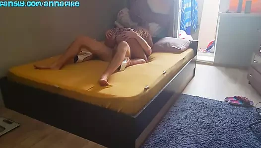 Üvey anne ve üvey oğlunun ev yapımı pornosu