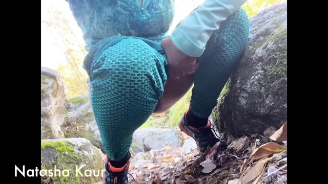 İşeme derlemesi 3: açık havada, duşta işiyor ve daha fazlası