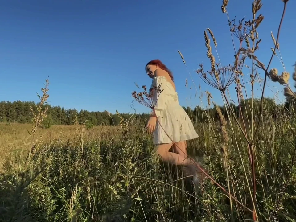 Alice_Bess видео