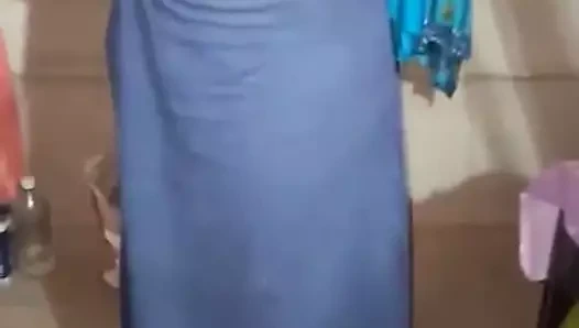 Boudi soyunma çıplak