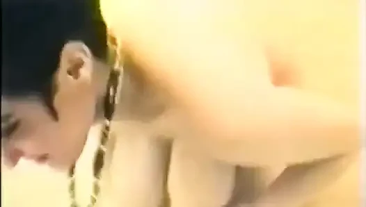 İngiltere'nin göğüsleri 8