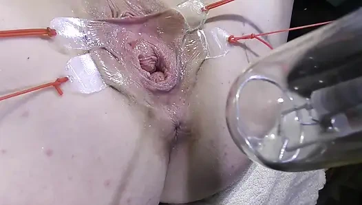 Uzak Yayılmış Vajina Yakın Çekimde Lambayla 1000watt