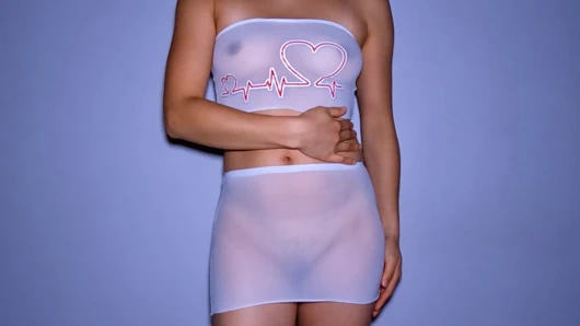 Gerçek minyon Hintli kız büyük dölleniyor!!