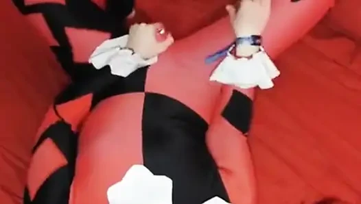 Shyyfxx Harley Quinn doğum gününü kutluyor ve jokeri komşusunun 31 talimatı rol oyununa gönderiyor