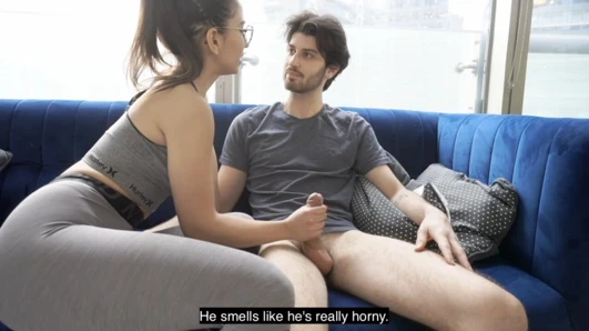 Kişisel antrenörüm bir sapıktı ve beni kıyafetsiz çalıştırdı (ingilizce altyazılı)